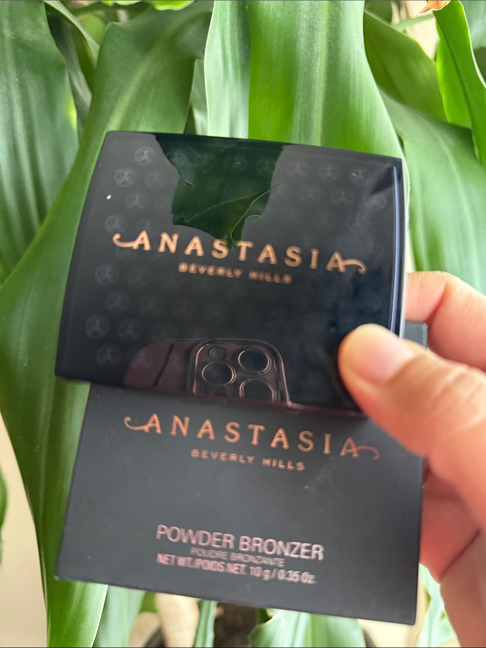 Anastasia Beverly Hills Black Compact with Rose Gold Logo